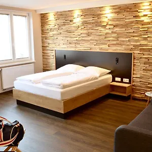 3* Hotel Five