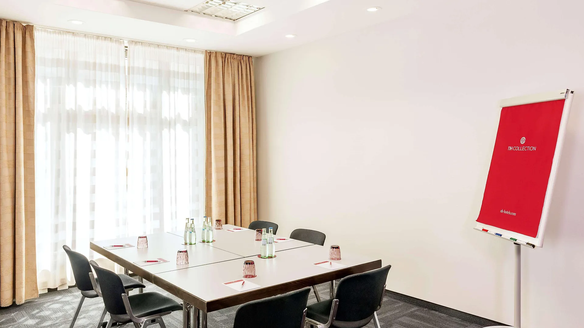 **** Hotel Nh Collection Nuernberg City Tyskland