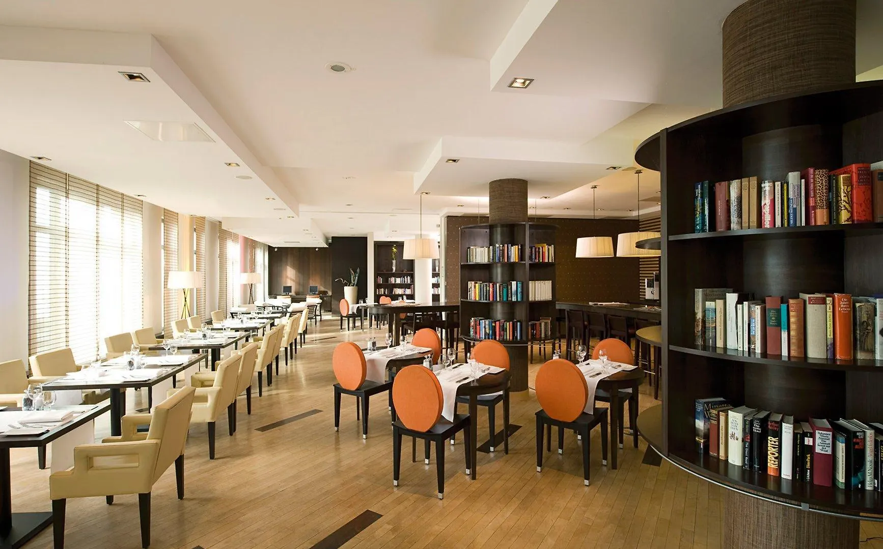 **** Hotel Nh Collection Nuernberg City Tyskland